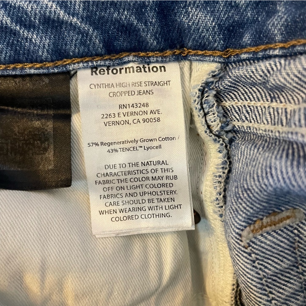 Reformation Classic Blue Jeans size 25 - Picture 3 of 6